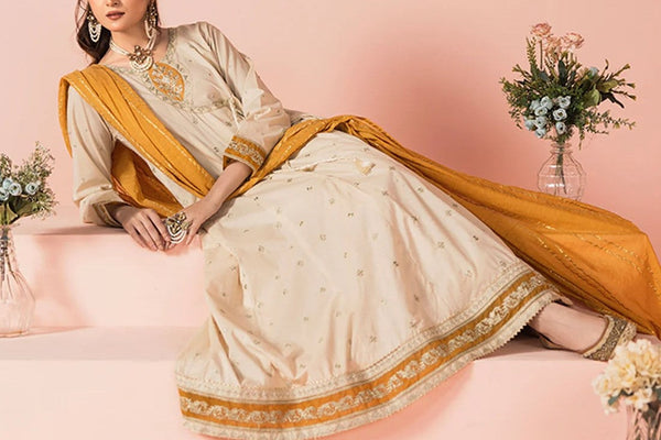 Mehndi Dresses for Girls