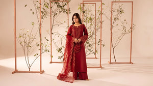 Silk Outfit for Weddings and Parties: Expert Reuse Ways