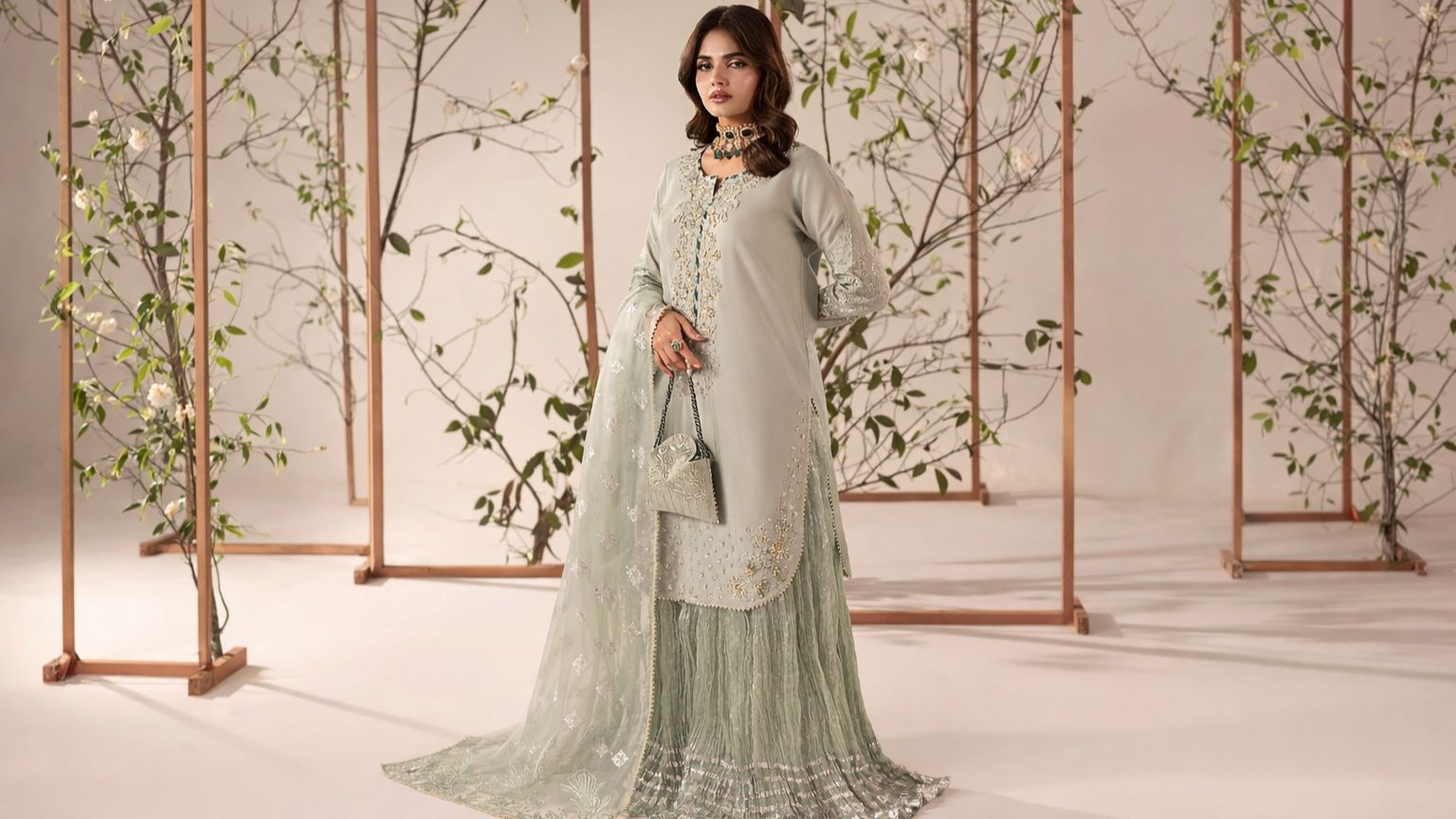 Silk Dresses in Pakistan: A Comprehensive Overview