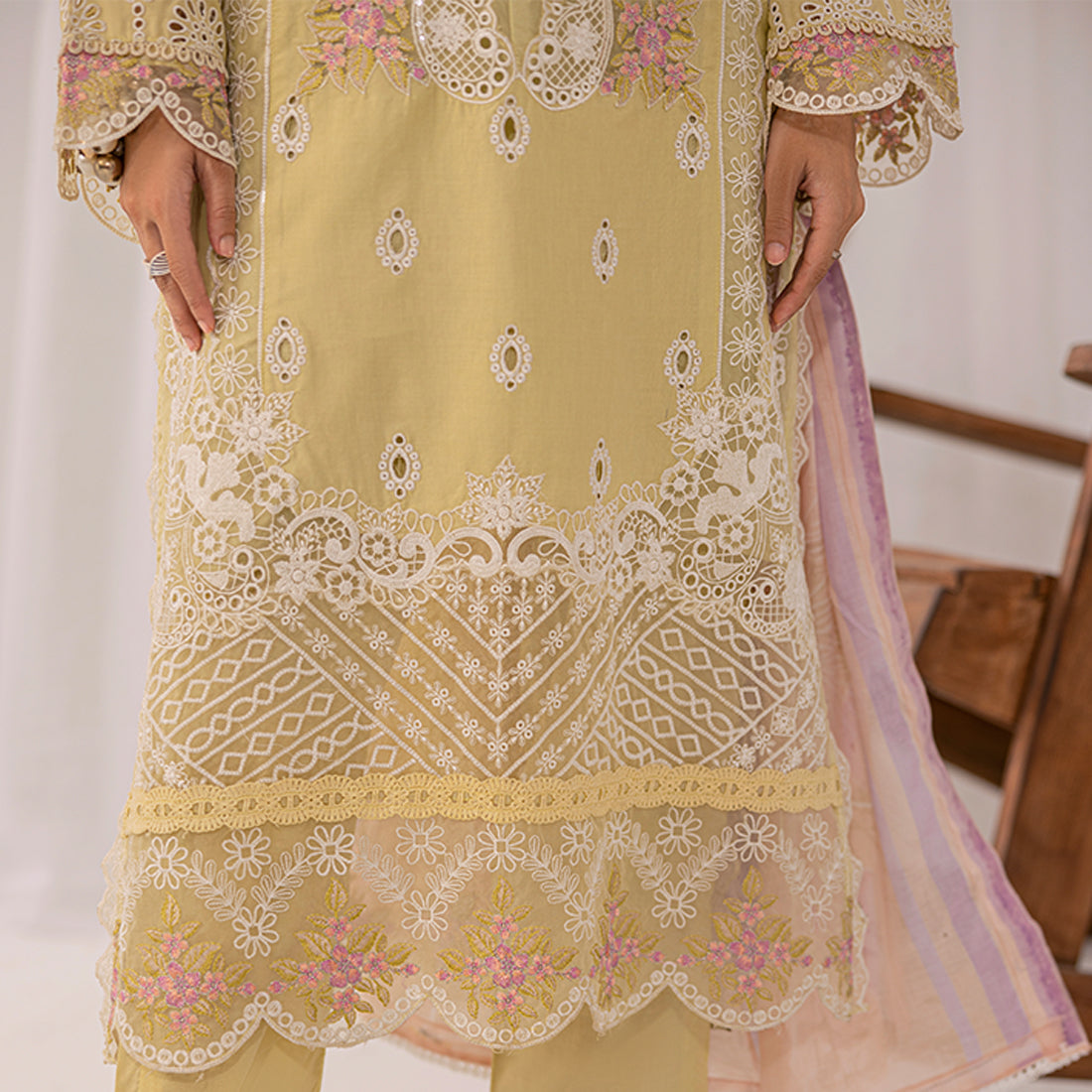 ZR-2430-B Zahra Rubab Chikan Kaari