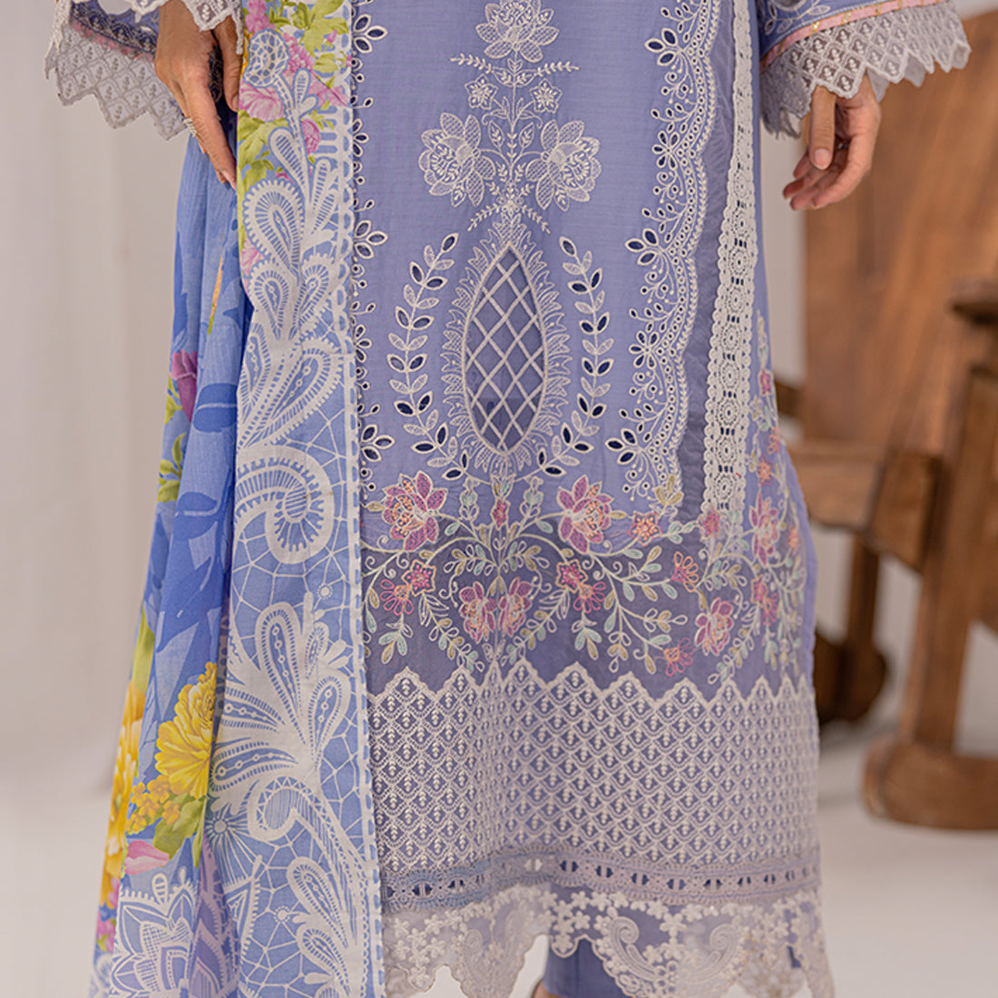 ZR-2427-A Zahra Rubab Chikan Kaari