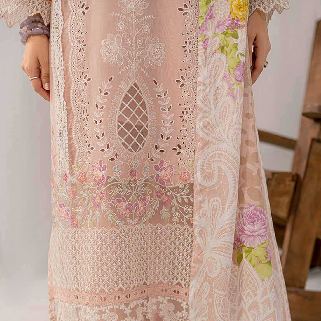 ZR-2427-B Zahra Rubab Chikan Kaari