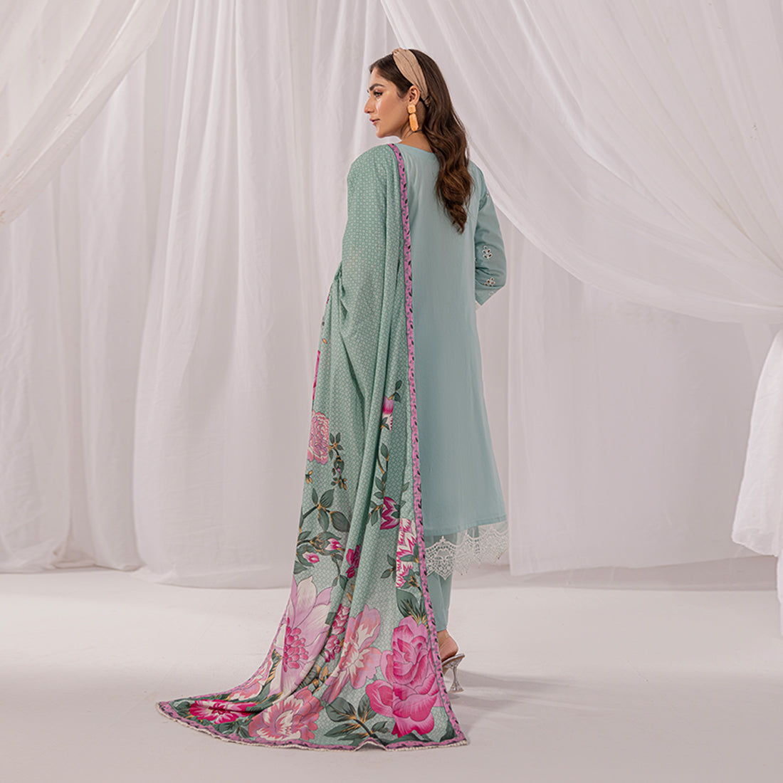 ZR-2428-B Zahra Rubab Chikan Kaari