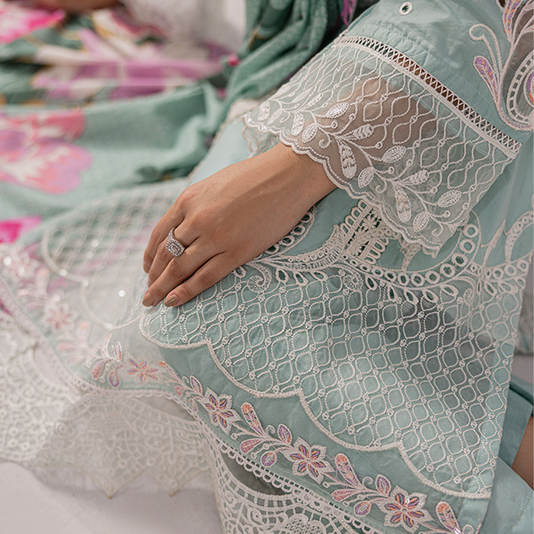 ZR-2428-B Zahra Rubab Chikan Kaari