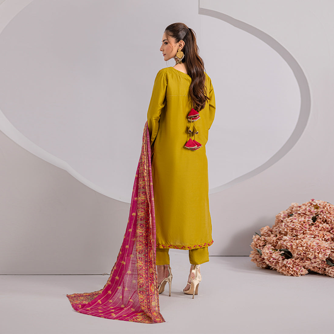 ZR-2426-A Zahra Rubab Chikan Kaari