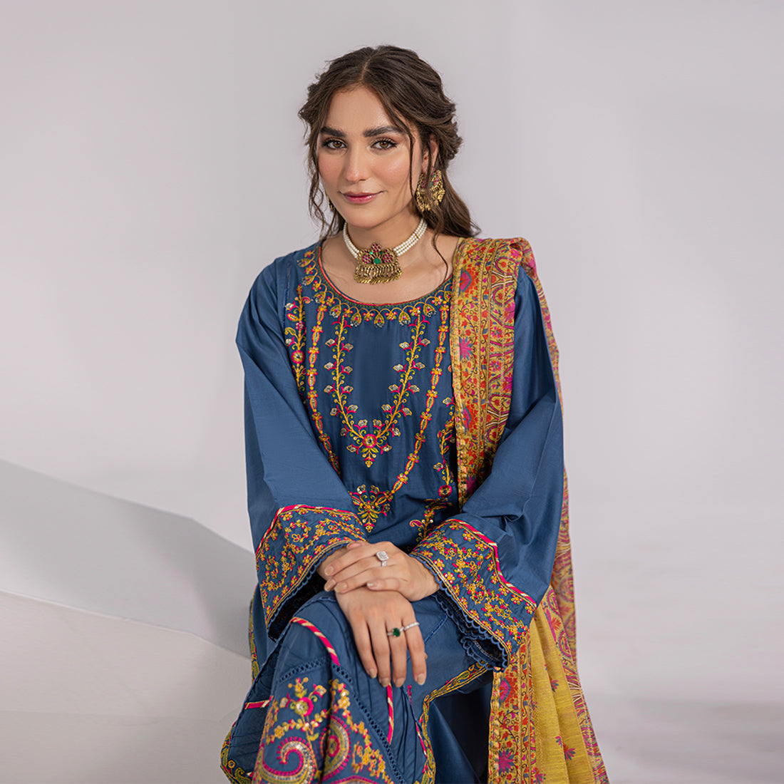 ZR-2426-B Zahra Rubab Chikan Kaari