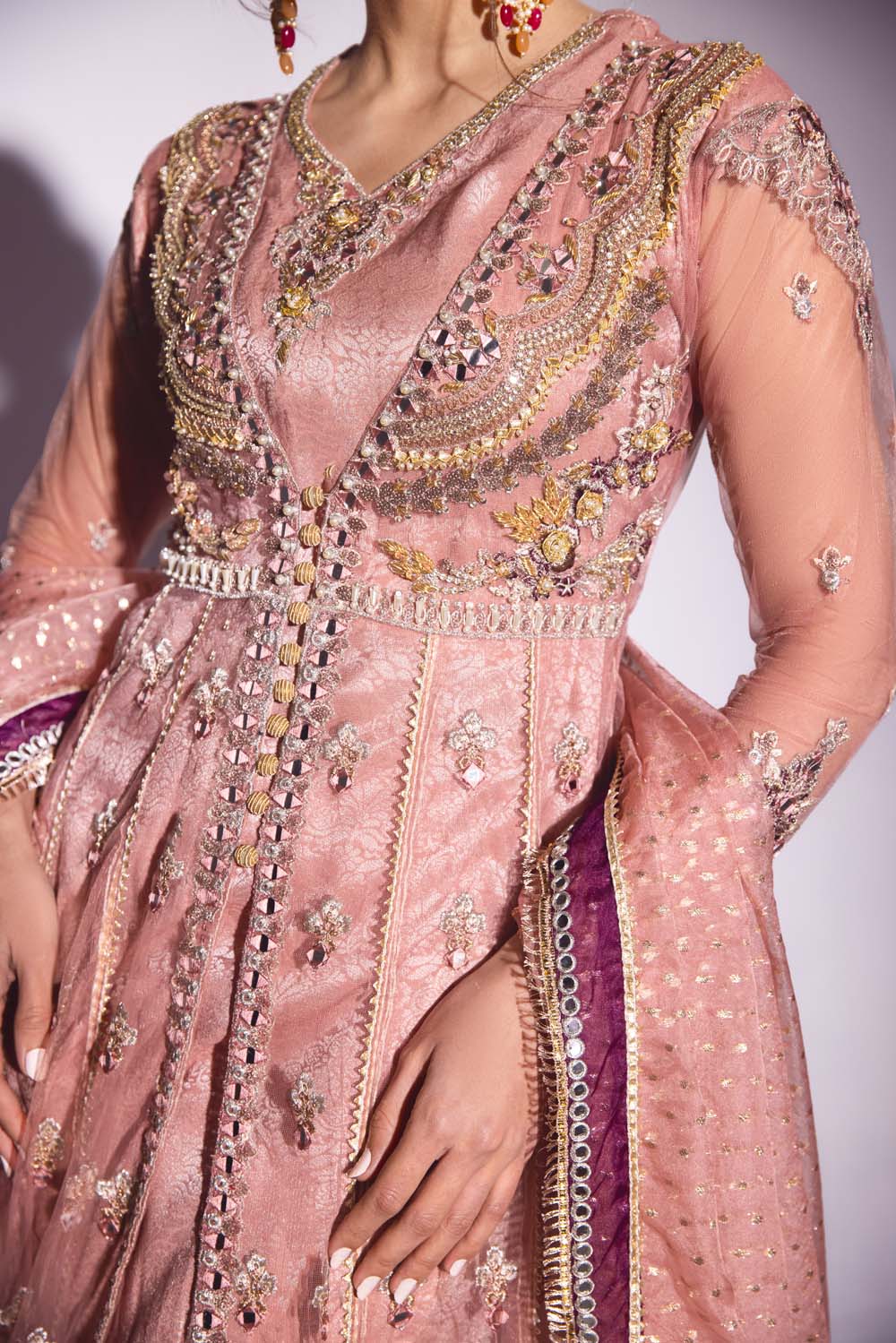 ZR-2403 | T-PINK Zahra Rubab