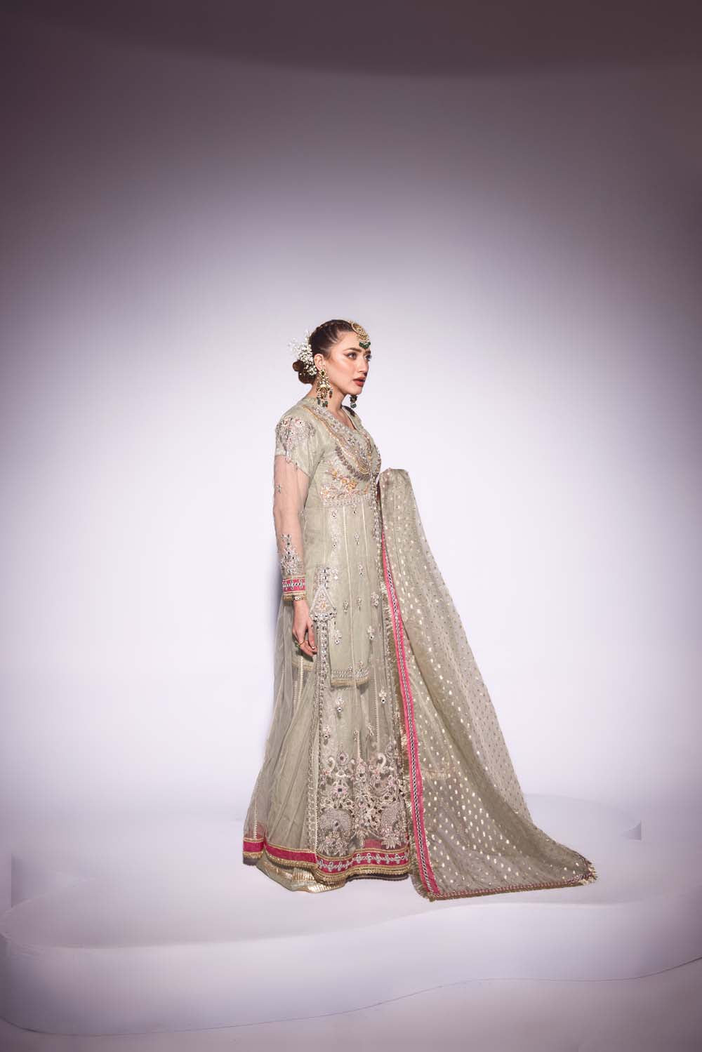 ZR-2403 | MINT Zahra Rubab