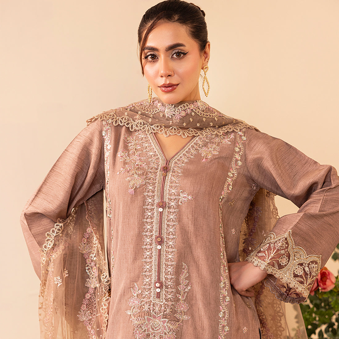 ZR-2528 | SAND Zahra Rubab