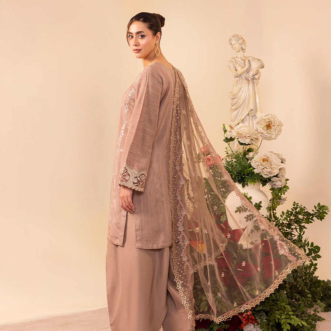 ZR-2528 | SAND Zahra Rubab