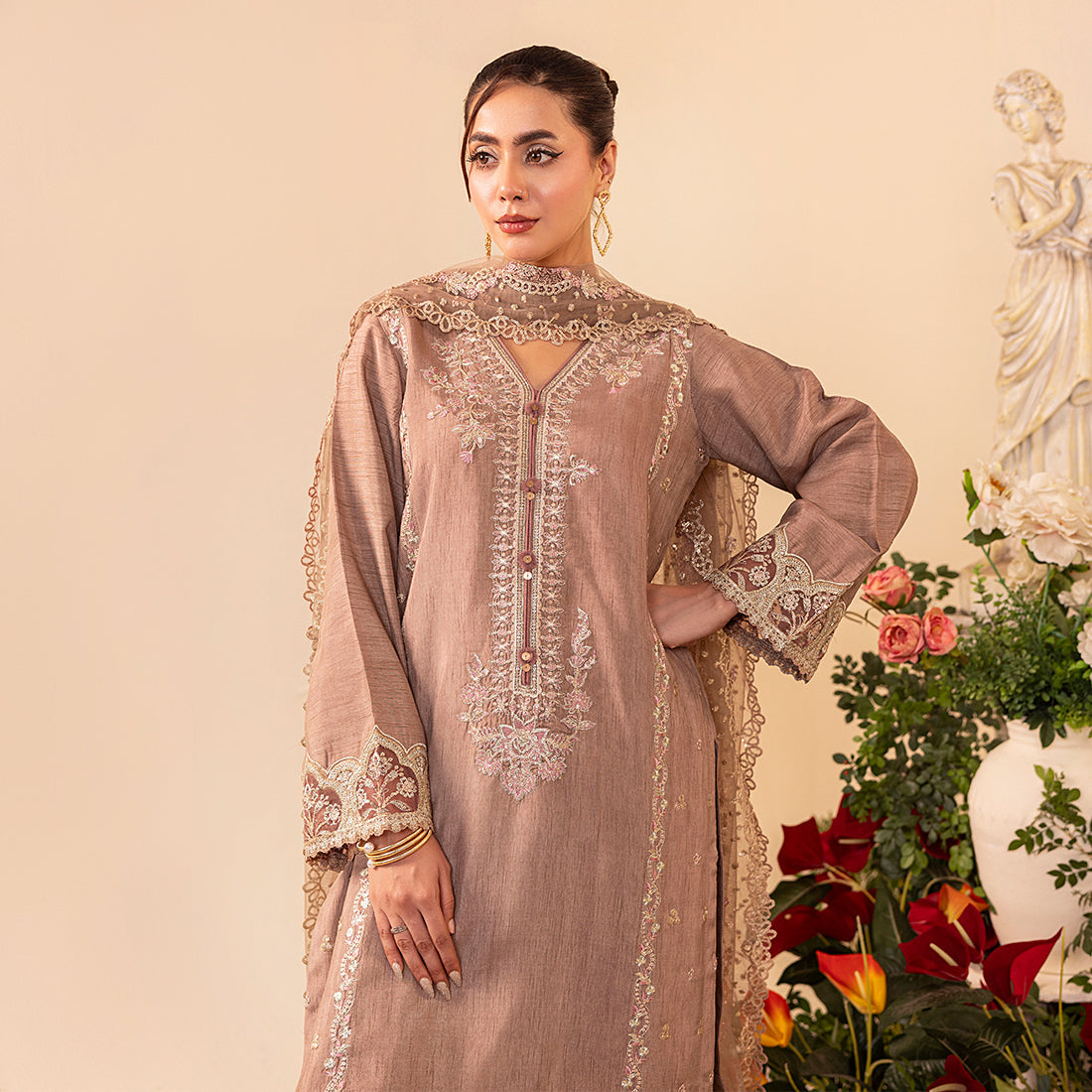 ZR-2528 | SAND Zahra Rubab