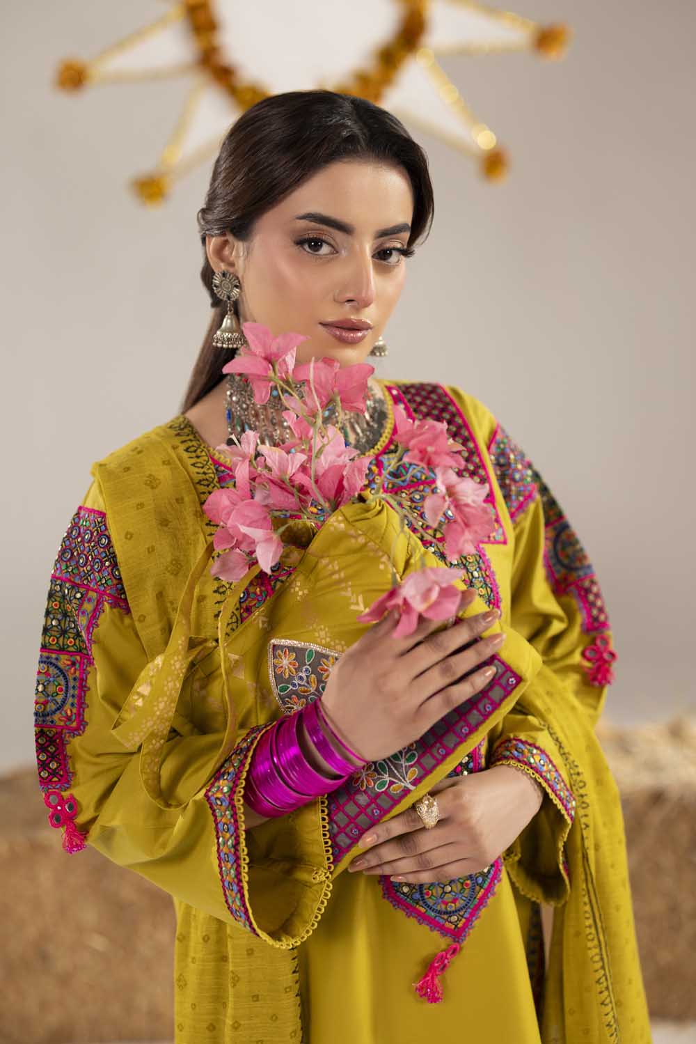 ZR-2614 | LIME YELLOW Zahra Rubab
