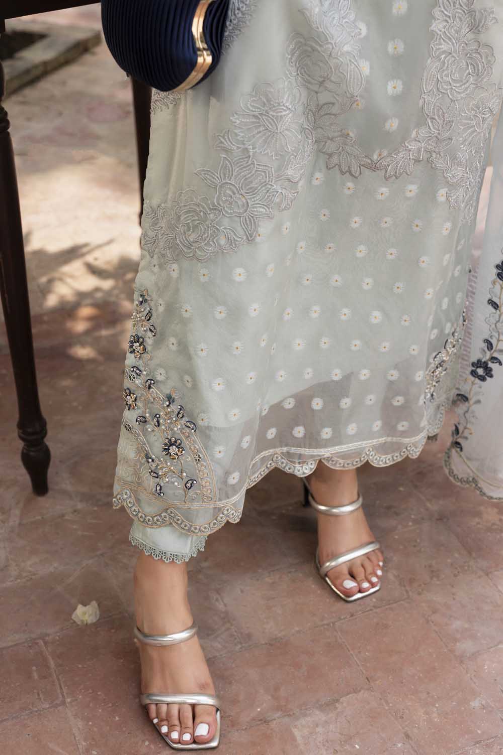 ZR-2546 | CHARISMA Zahra Rubab