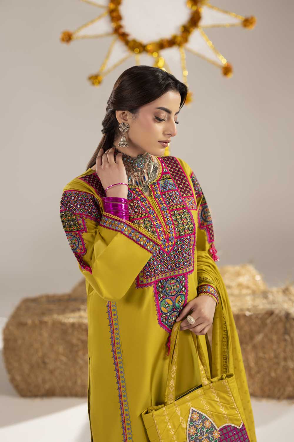 ZR-2614 | LIME YELLOW Zahra Rubab