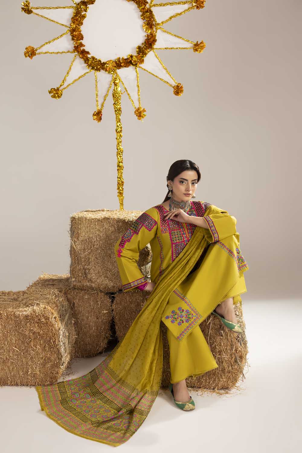 ZR-2614 | LIME YELLOW Zahra Rubab