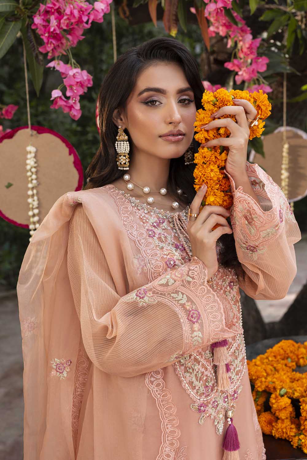 ZR-2545 | ROSE MIST Zahra Rubab