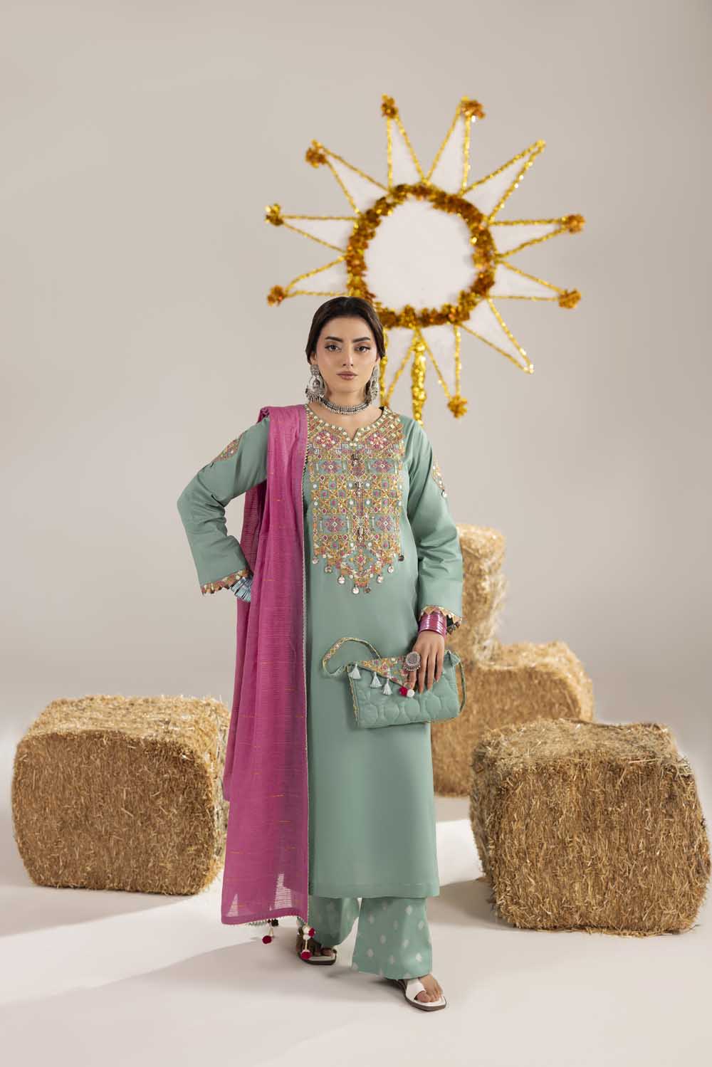 ZR-2615 | AQUA Zahra Rubab