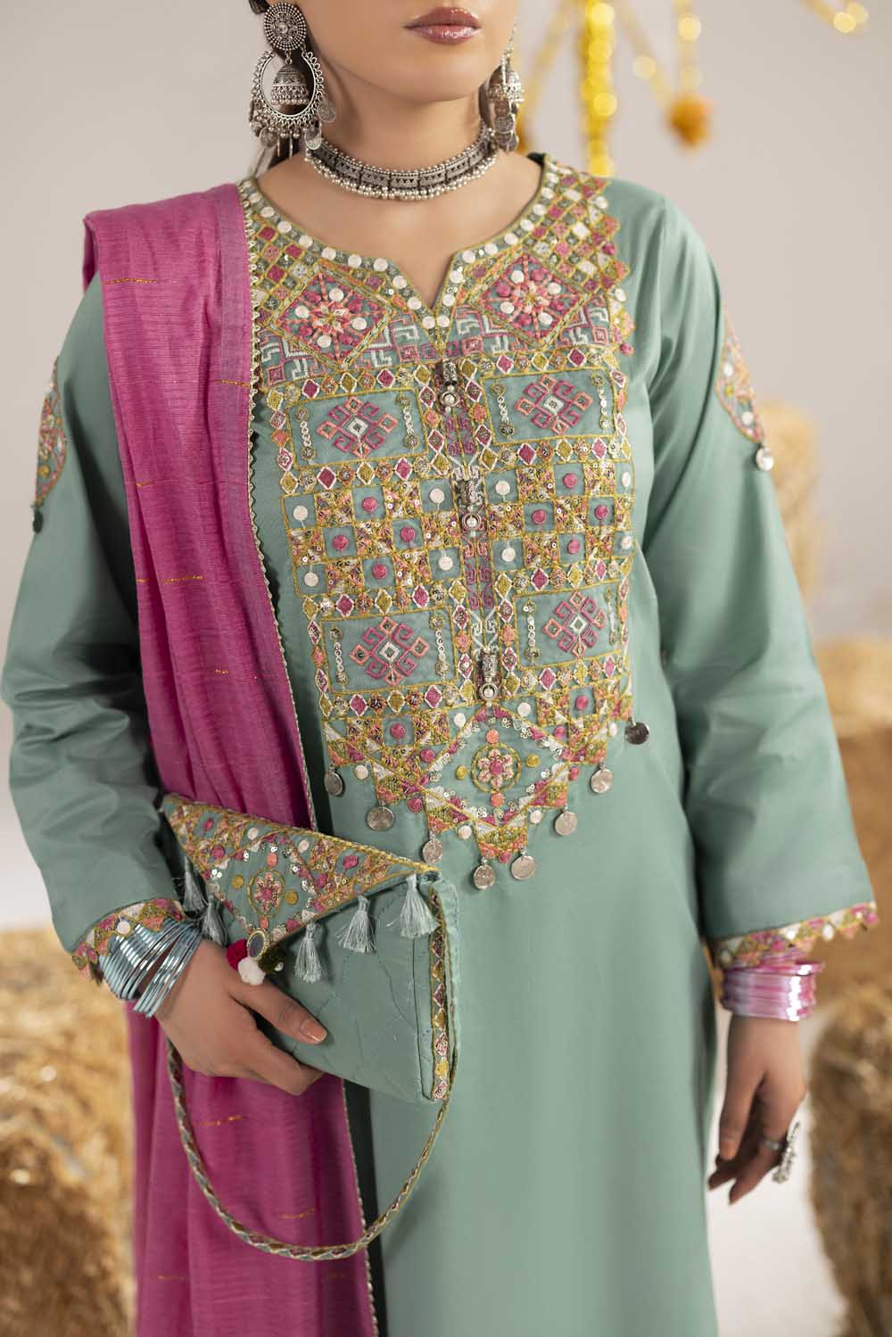 ZR-2615 | AQUA Zahra Rubab