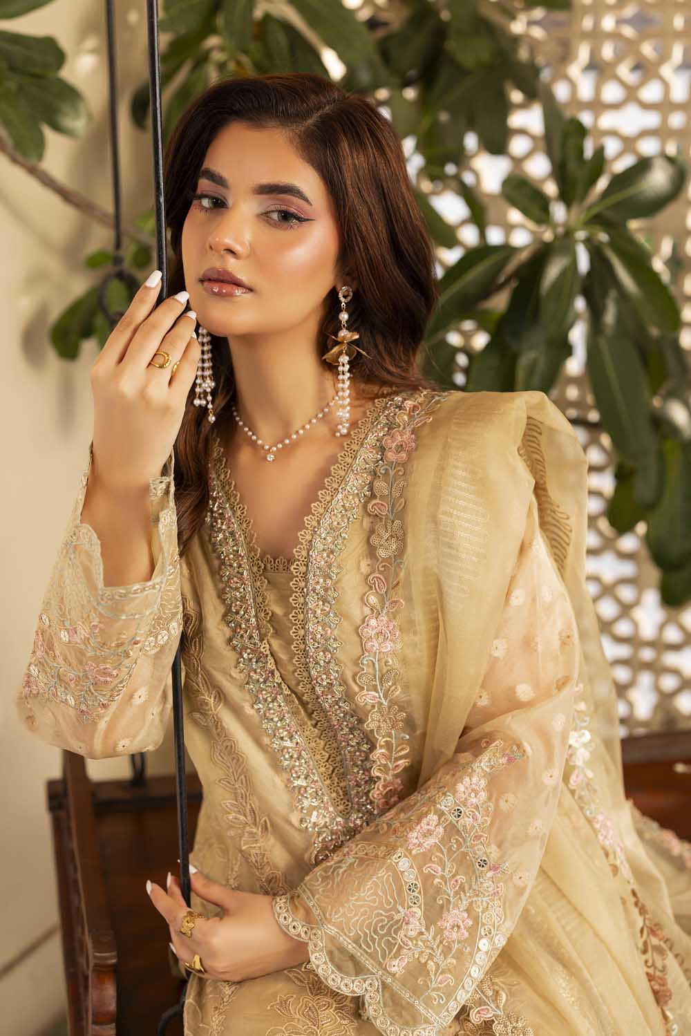ZR-2546 | SILK STONE Zahra Rubab