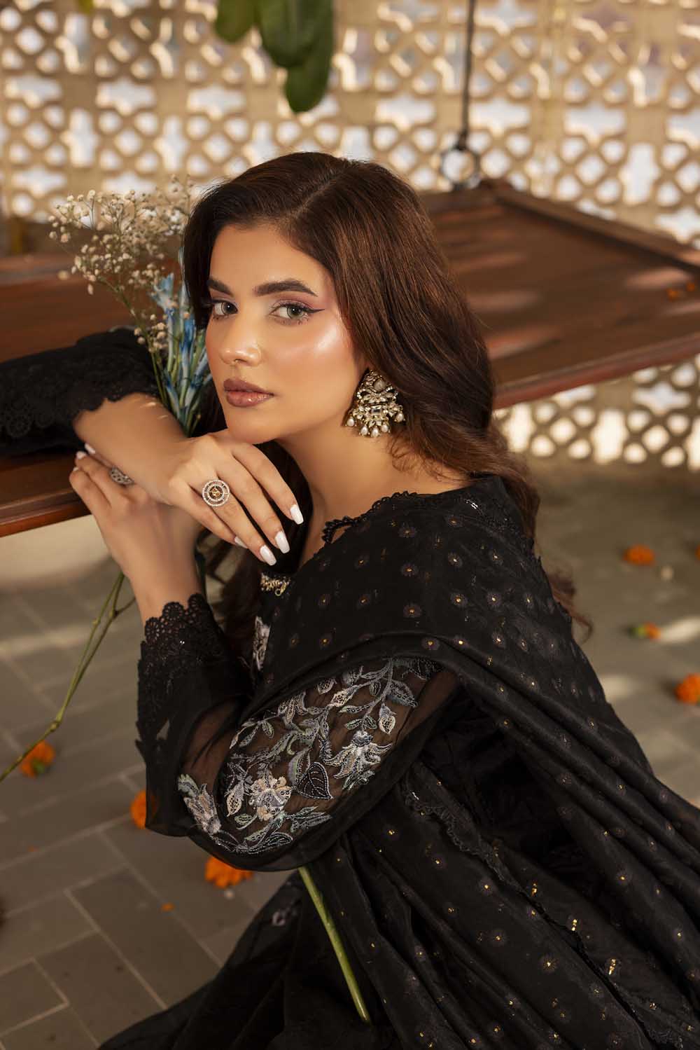ZR-2547 | BLACK Zahra Rubab