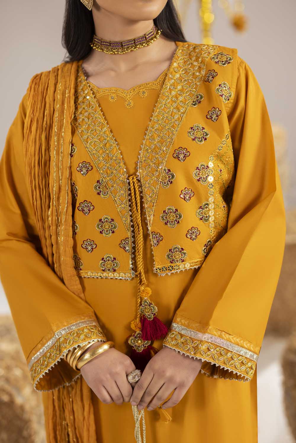 ZR-2612 | MUSTARD Zahra Rubab