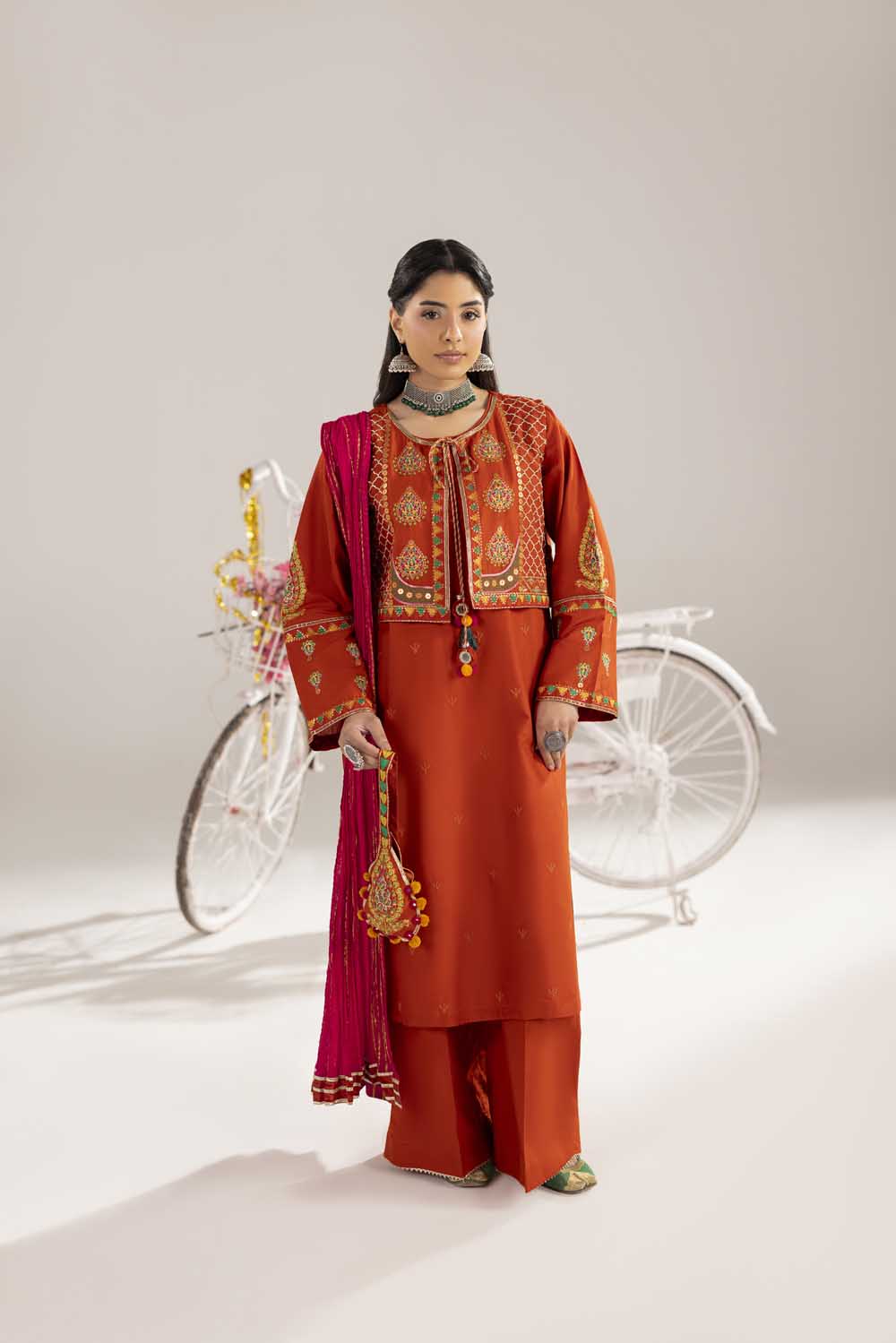 ZR-2613 | RUST Zahra Rubab