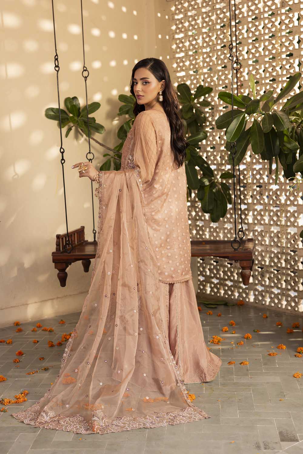 ZR-2549 | HONEY DEW Zahra Rubab