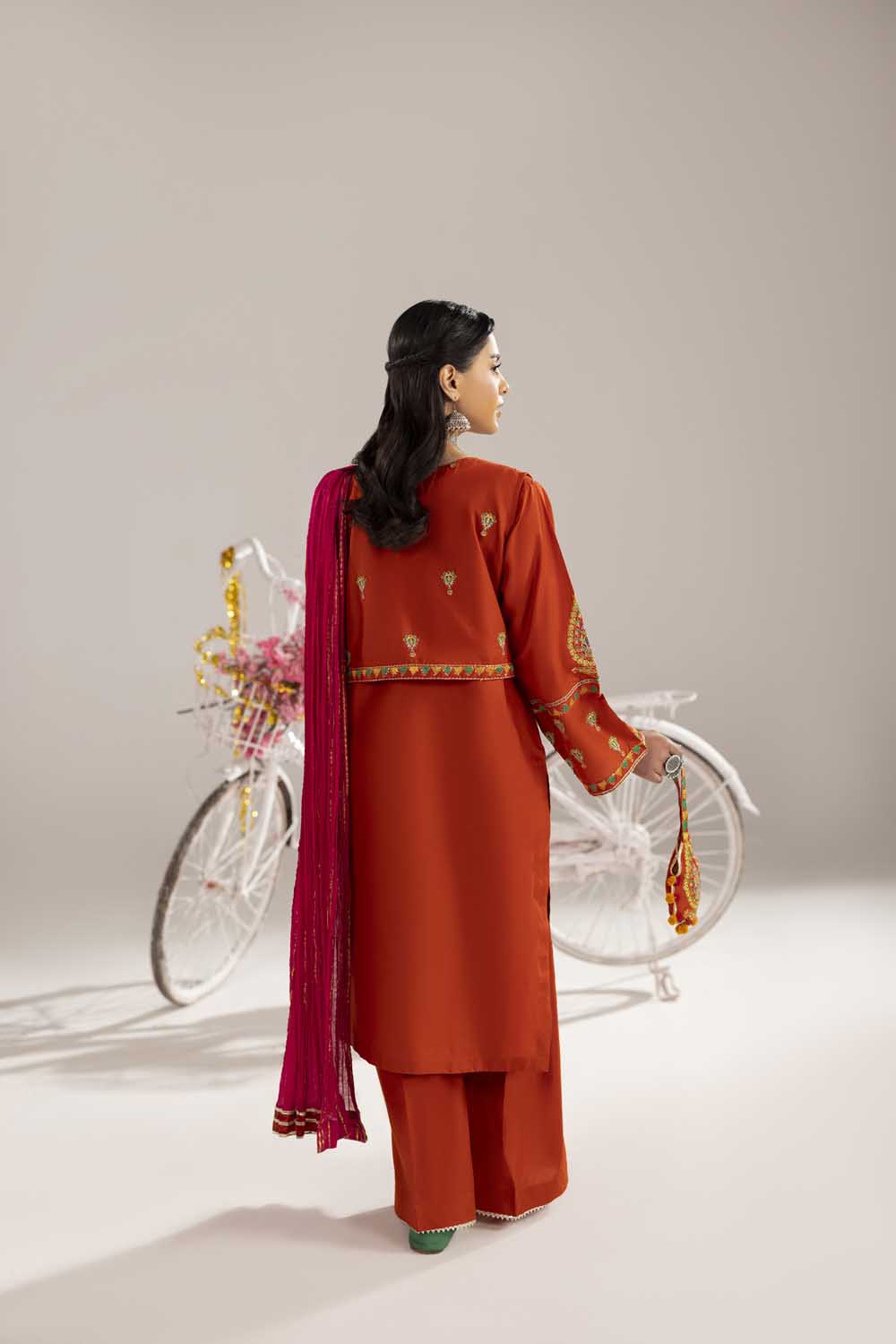 ZR-2613 | RUST Zahra Rubab