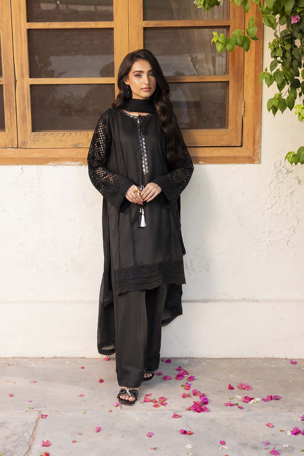 ZR-B005 | BLACK Zahra Rubab