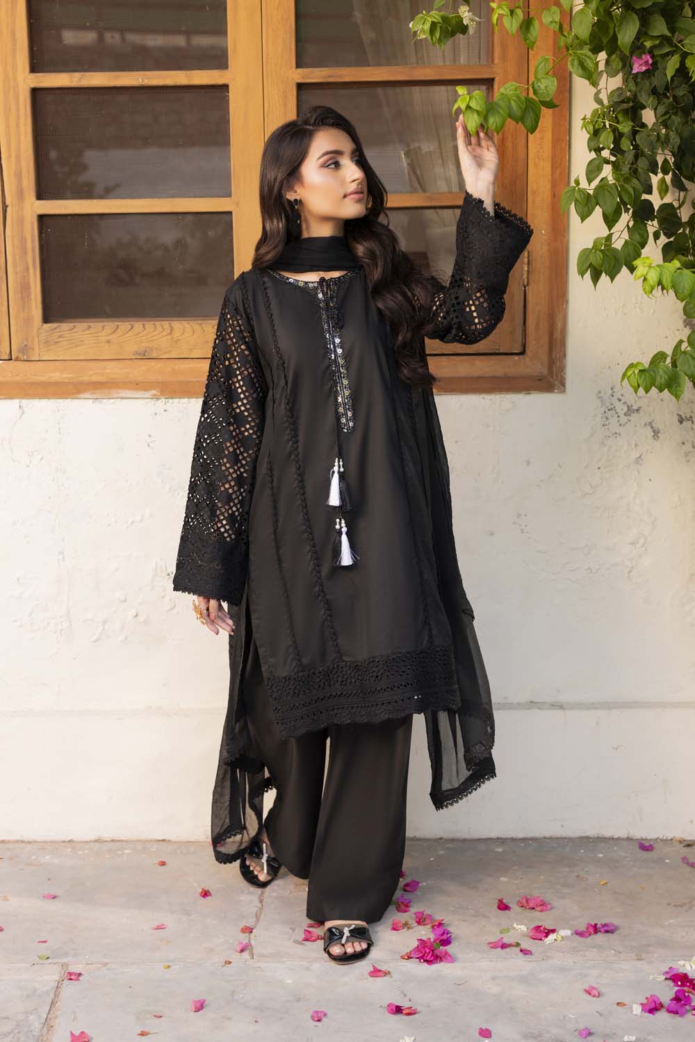 ZR-B005 | BLACK Zahra Rubab