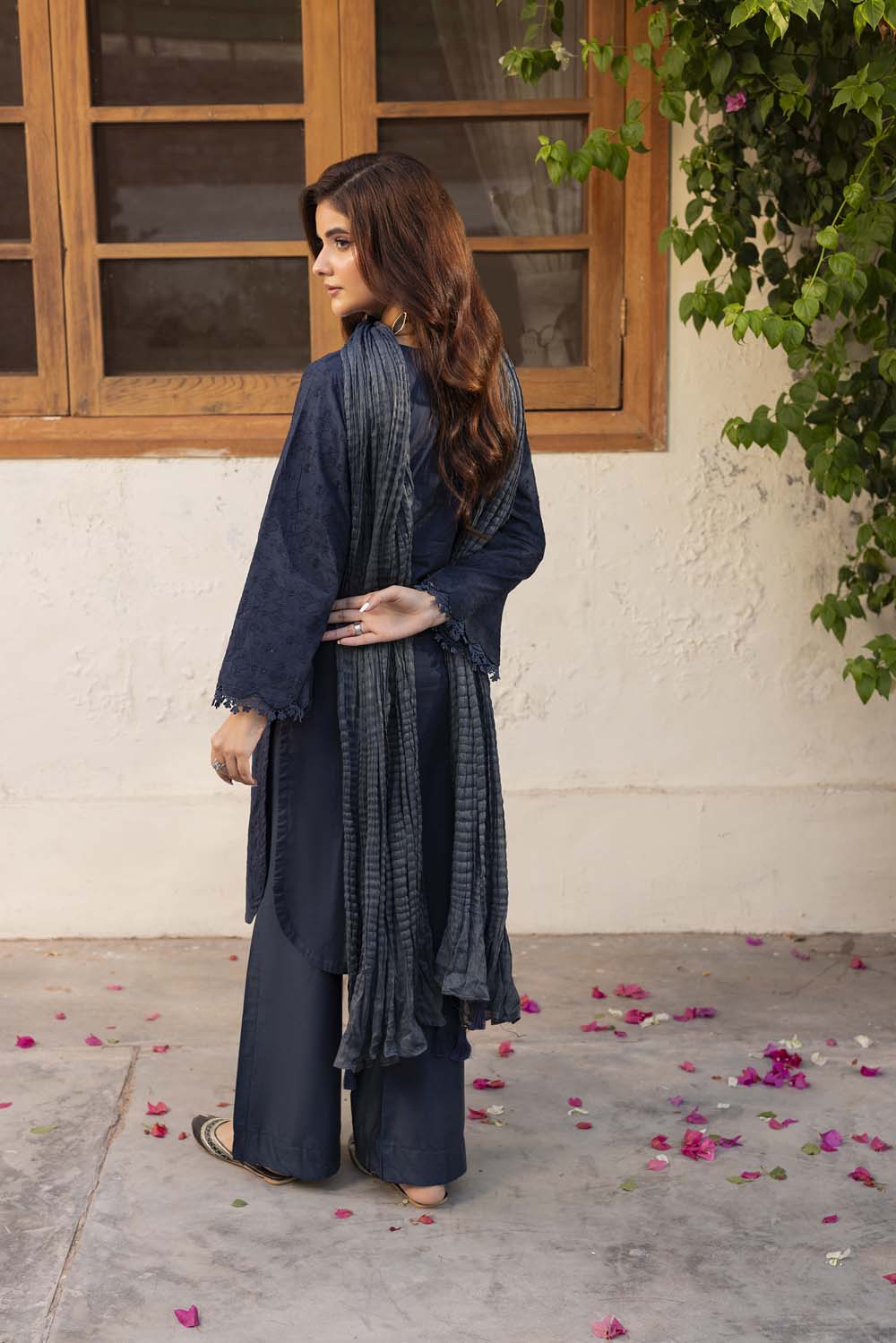 ZR-B006 | NAVY BLUE Zahra Rubab