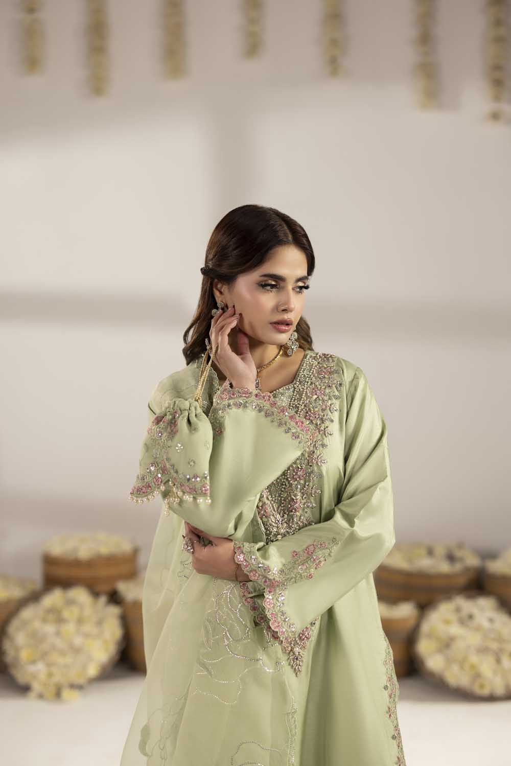 ZR-2601 | PISTA Zahra Rubab
