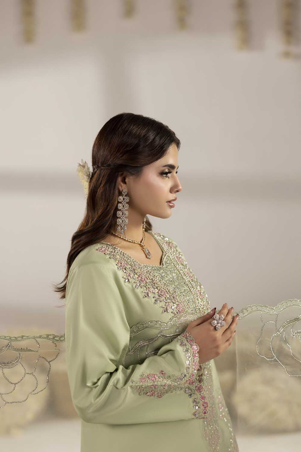 ZR-2601 | PISTA Zahra Rubab