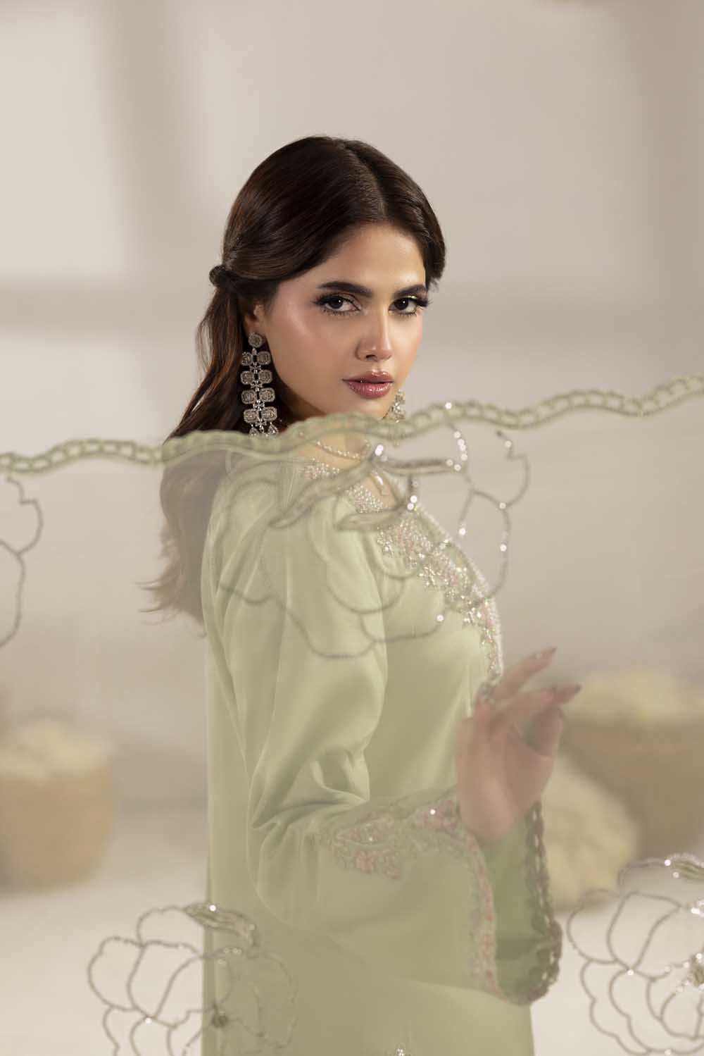 ZR-2601 | PISTA Zahra Rubab