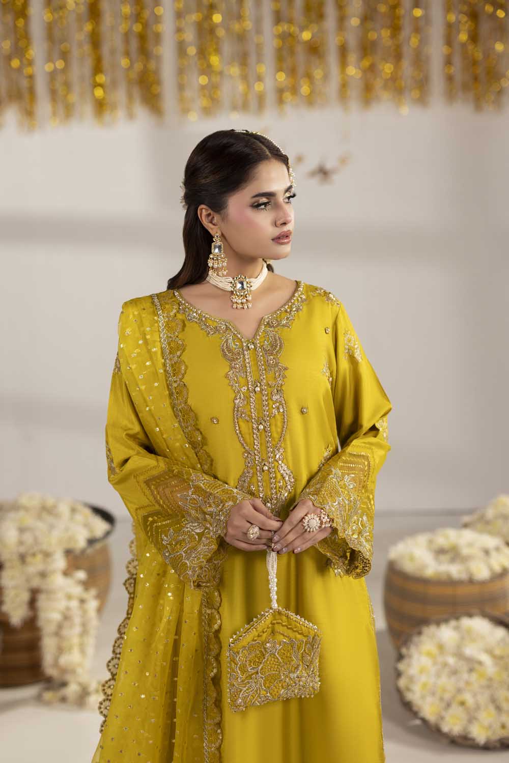ZR-2605 | DHAANI Zahra Rubab