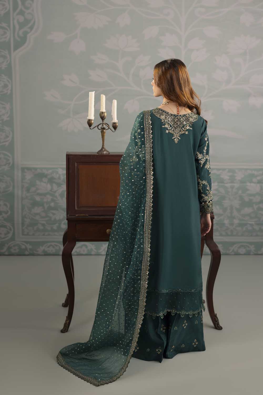 ZR-2556 | EMERALD Zahra Rubab