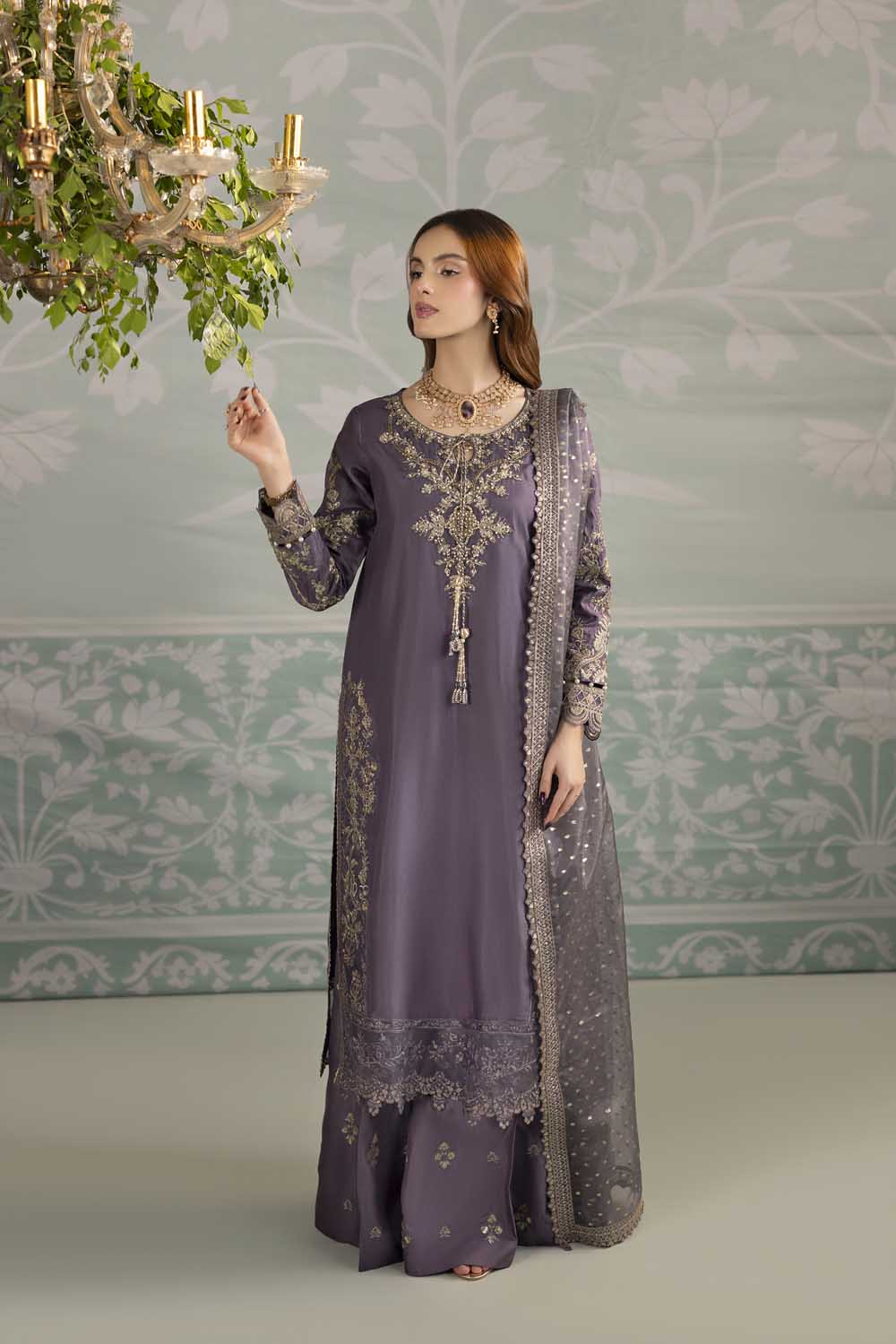 ZR-2556 | MAUVE Zahra Rubab