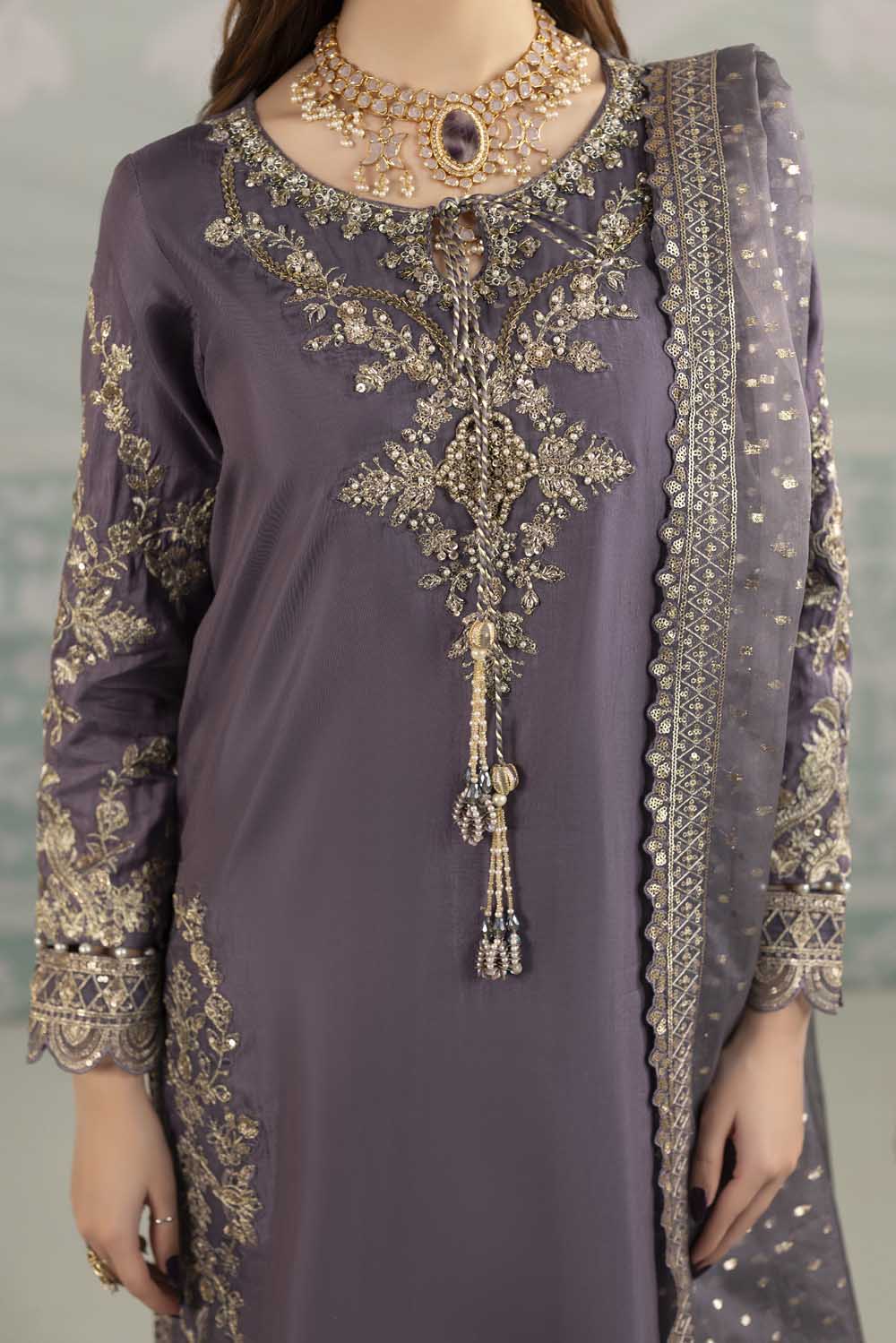 ZR-2556 | MAUVE Zahra Rubab