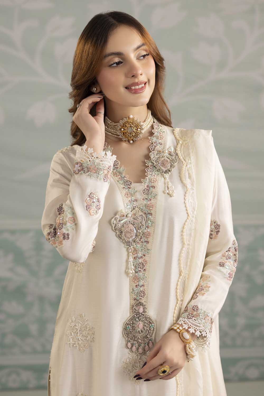 ZR-2559 | PEARL Zahra Rubab