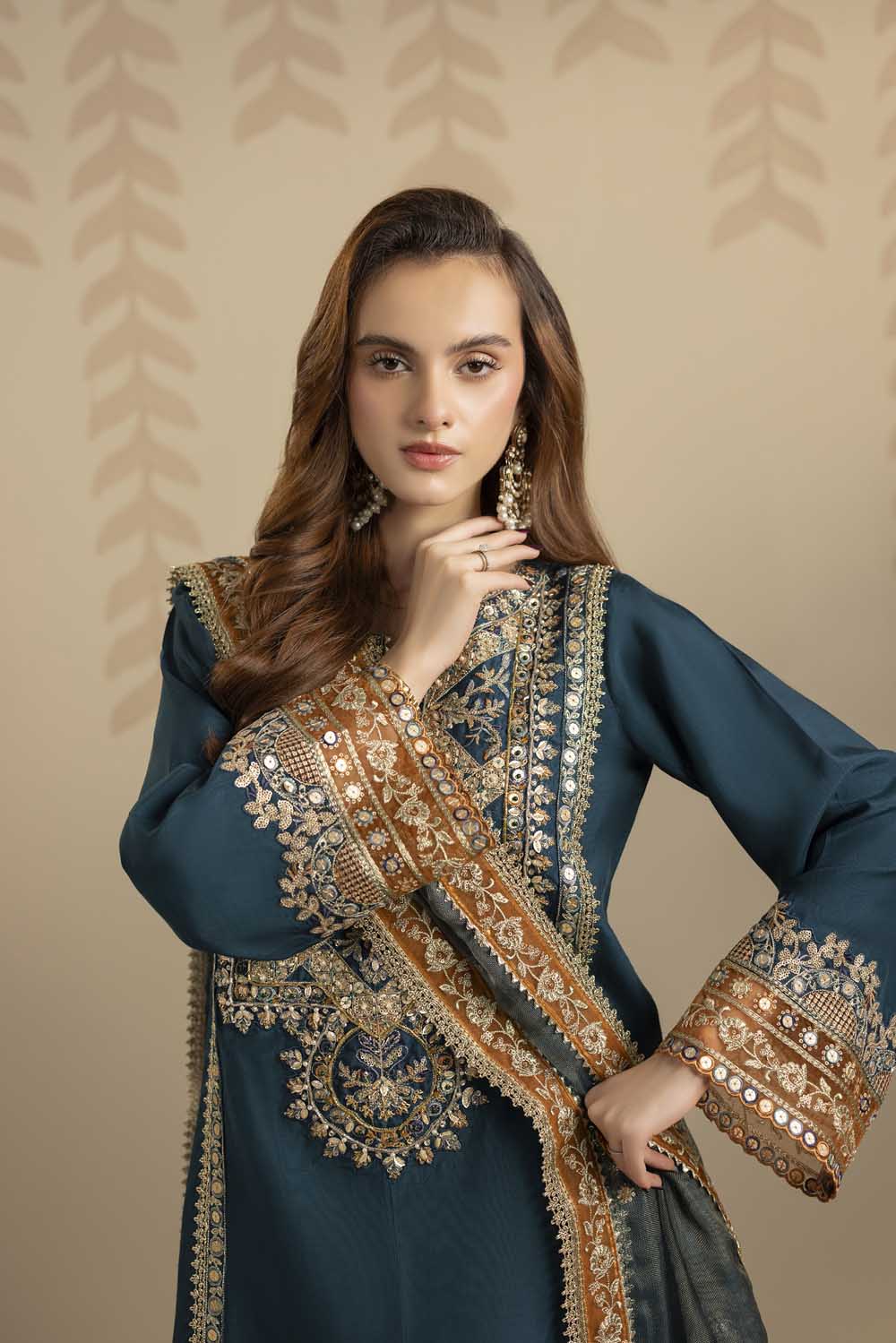 ZR-2560 | SAPPHIRE Zahra Rubab