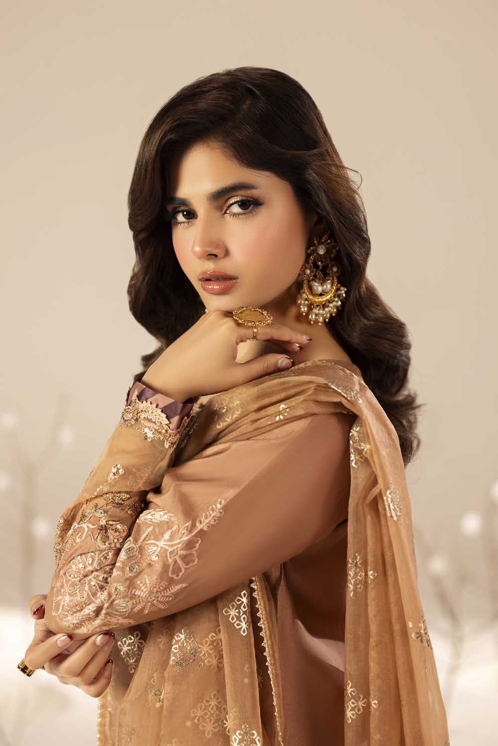 ZR-2606 | T-PINK Zahra Rubab