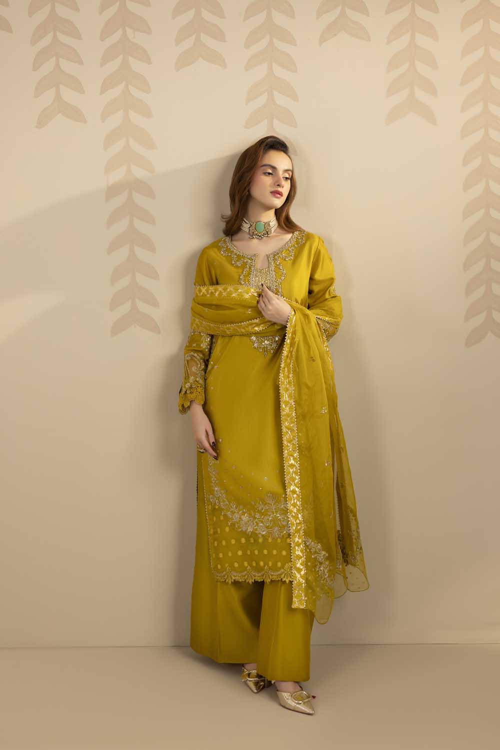 ZR-2561 | DHAANI Zahra Rubab