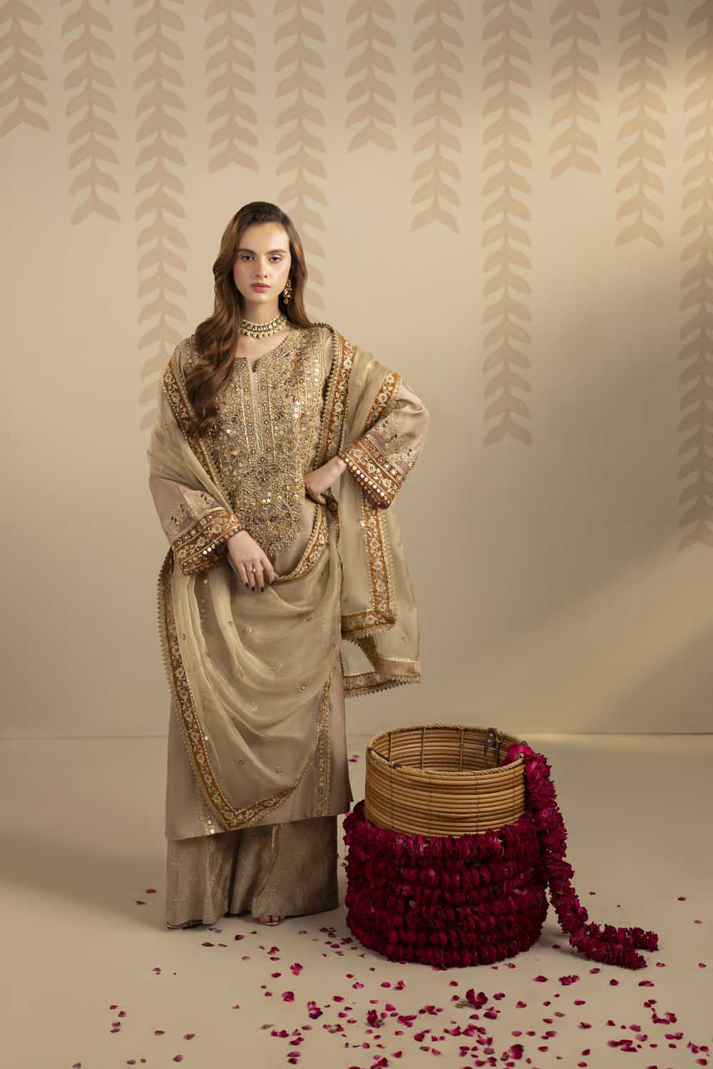 ZR-2560 | GOLD Zahra Rubab