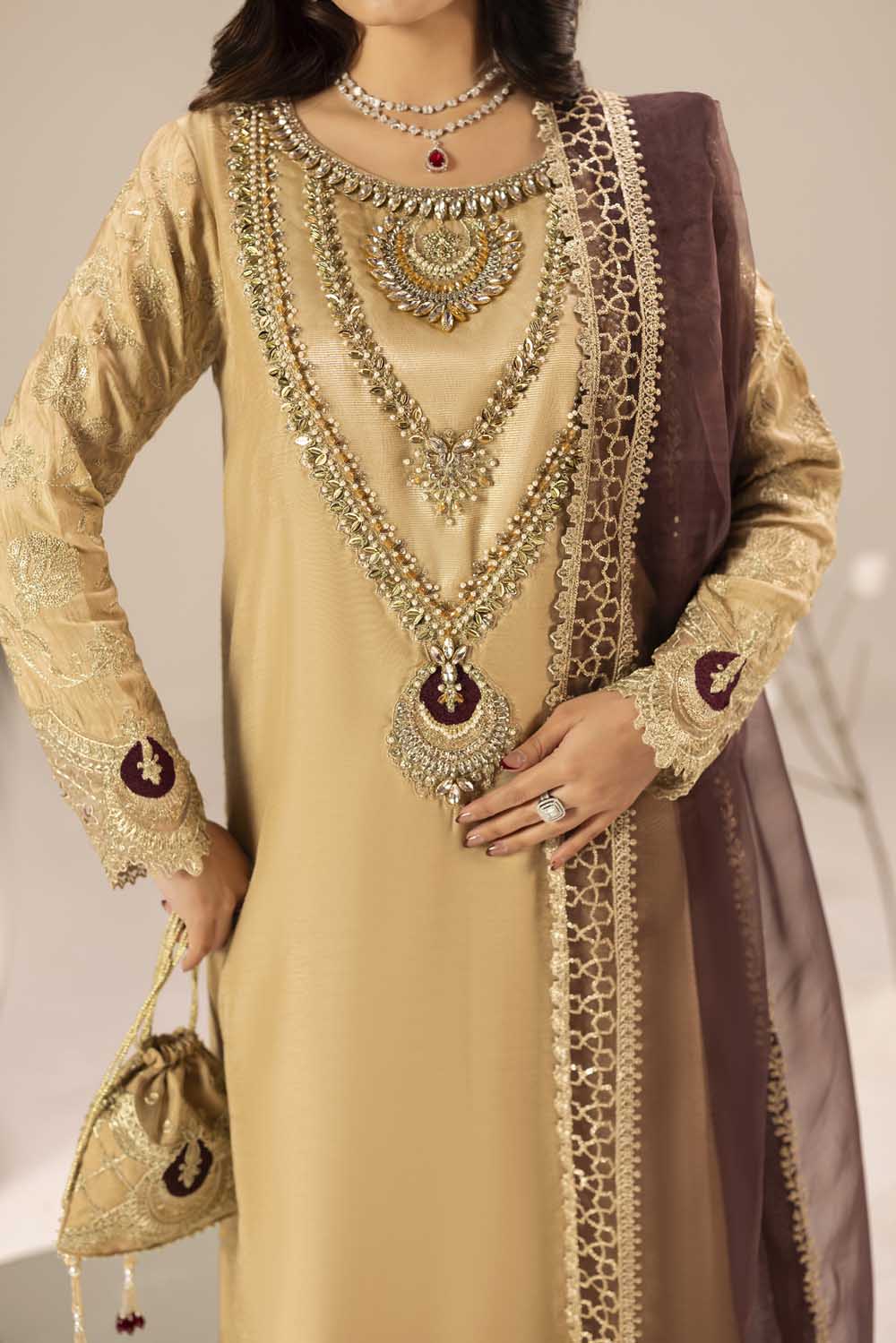 ZR-2609 | GOLD Zahra Rubab