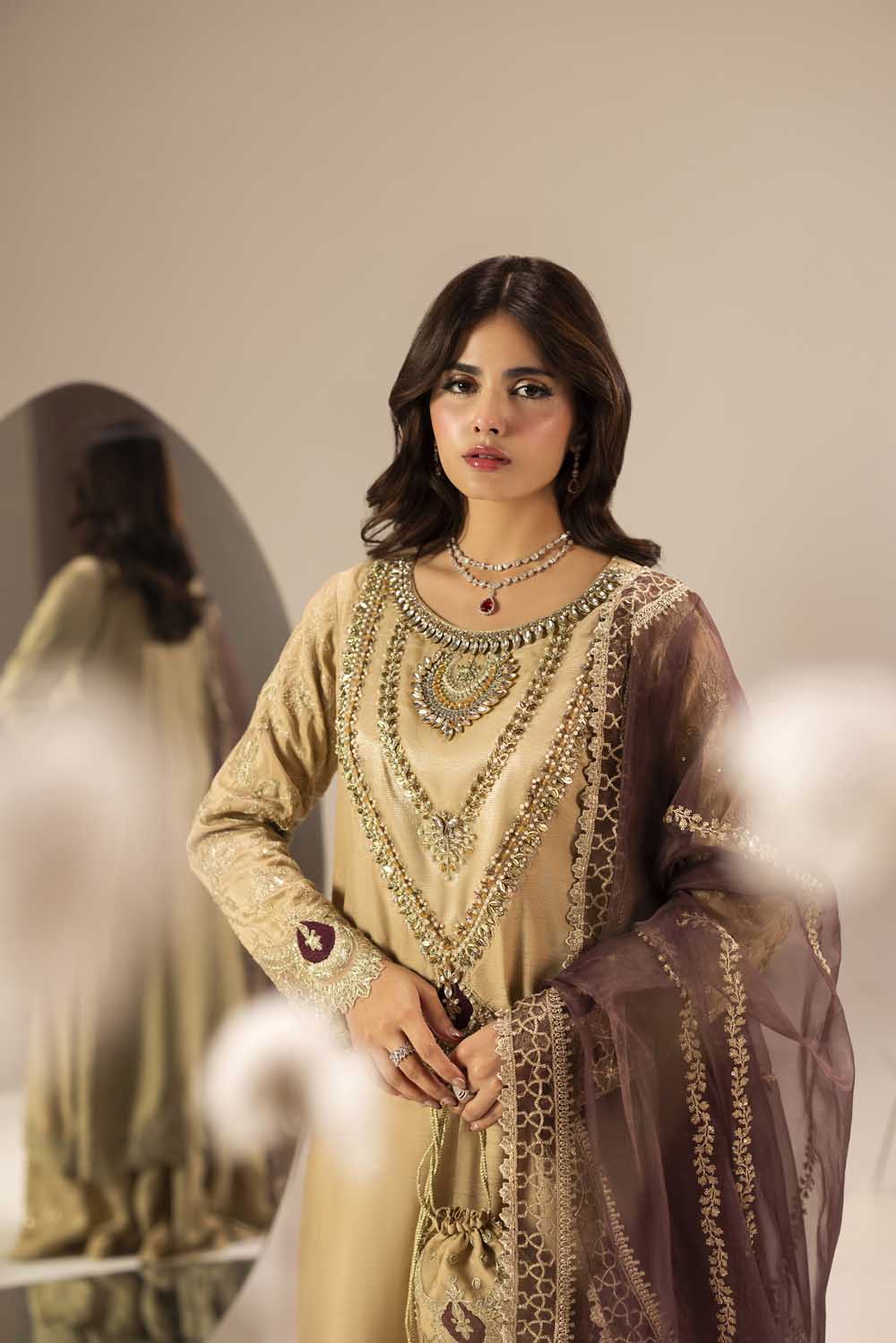 ZR-2609 | GOLD Zahra Rubab