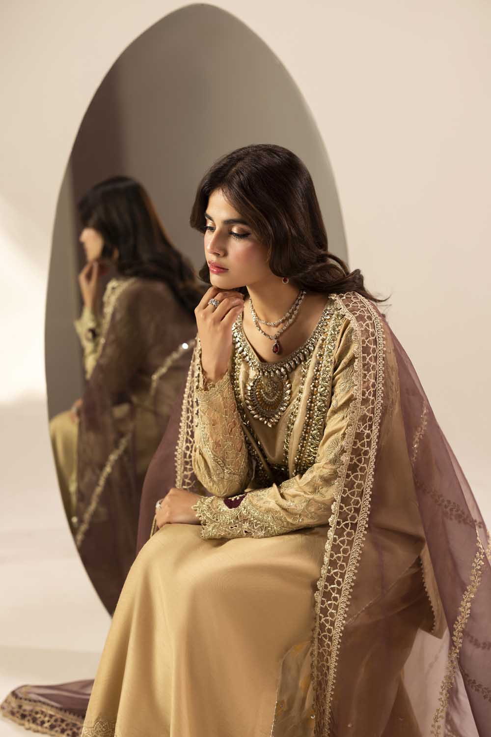 ZR-2609 | GOLD Zahra Rubab