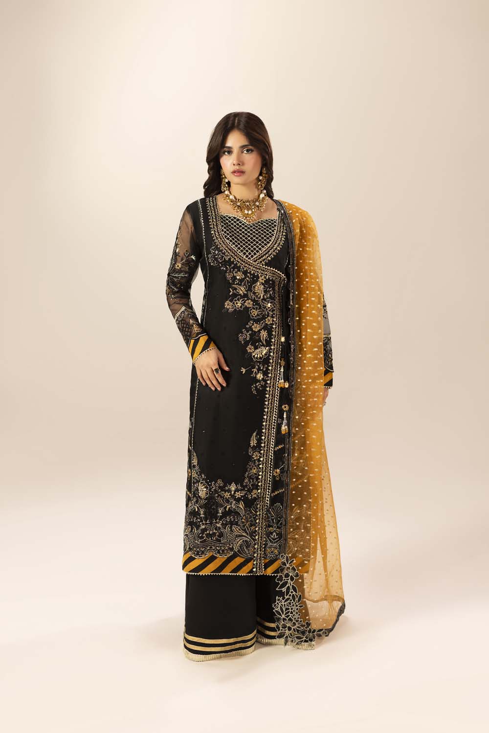 ZR-2555 | Black Zahra Rubab