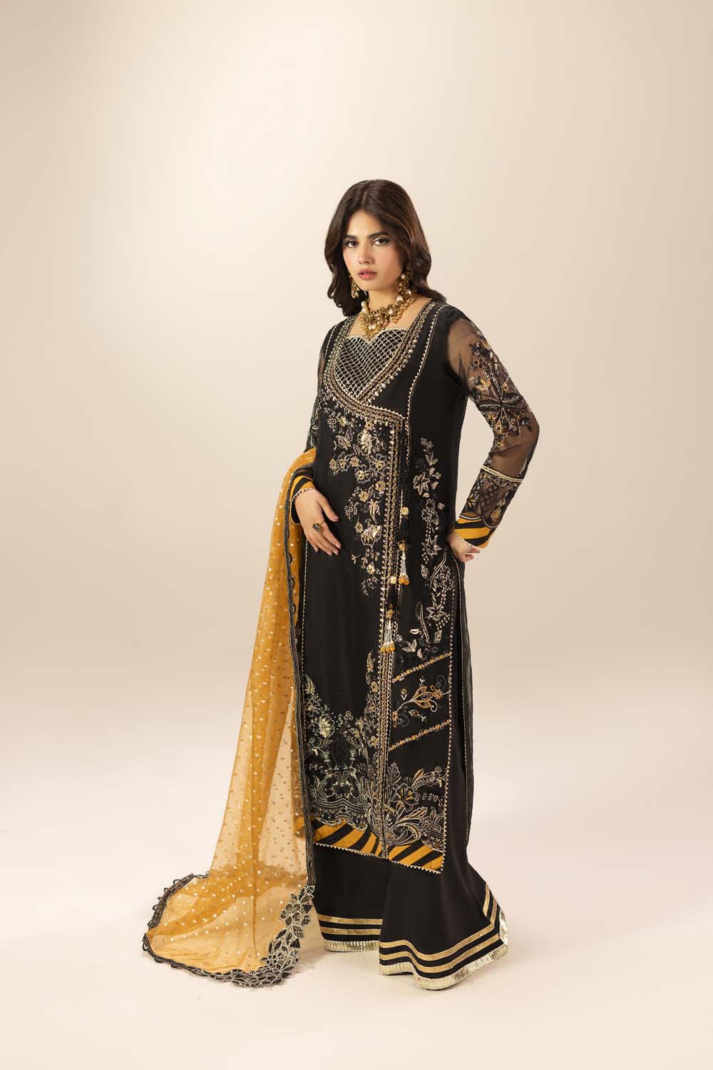 ZR-2555 | Black Zahra Rubab