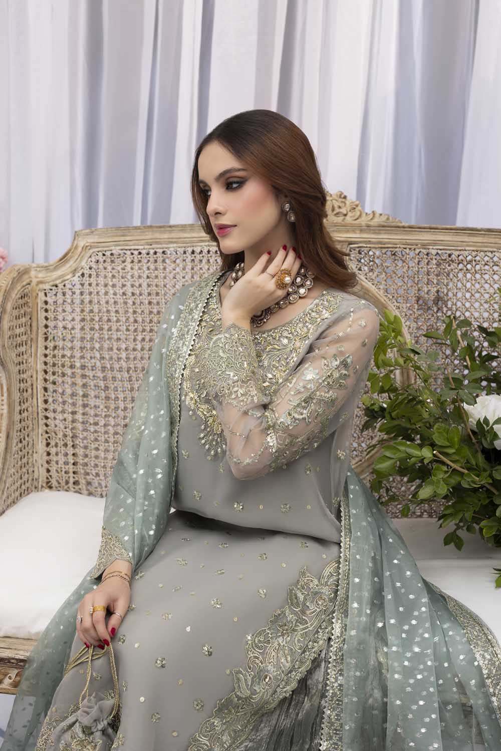 ZR-2571 | ICE-BLUE Zahra Rubab