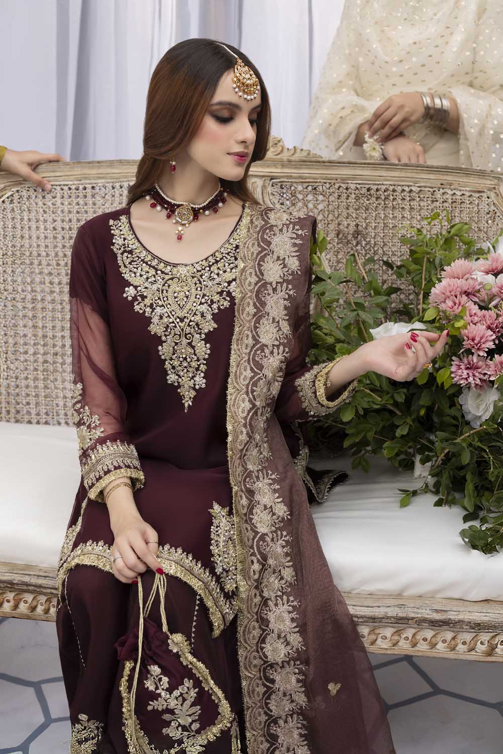 ZR-2568 | MAROON Zahra Rubab